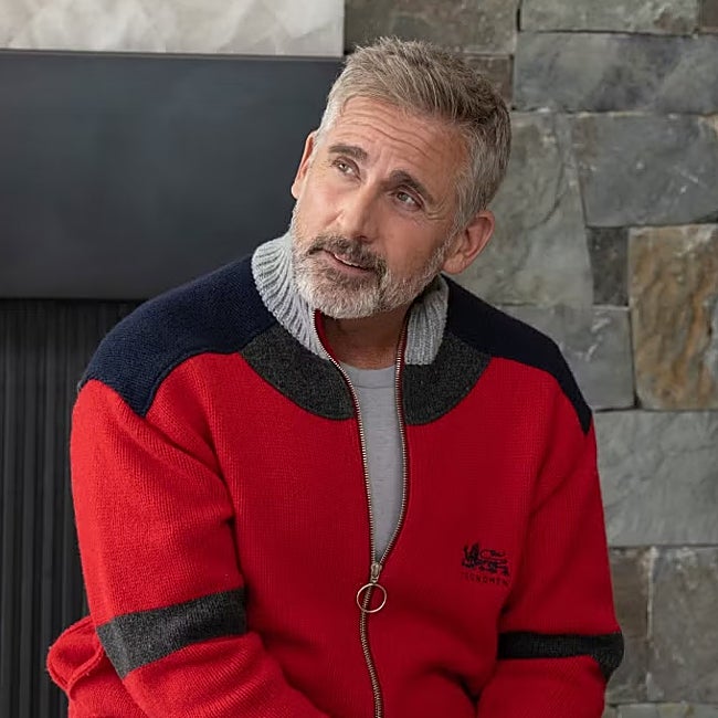 Randall (Steve Carell) es uno de los cuatro millonarios que observan el caos mundial desde la distancia.