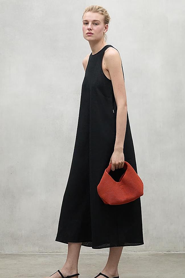 Vestido de tirantes y cierre de botón trasero de Ecoalf (169,90€)