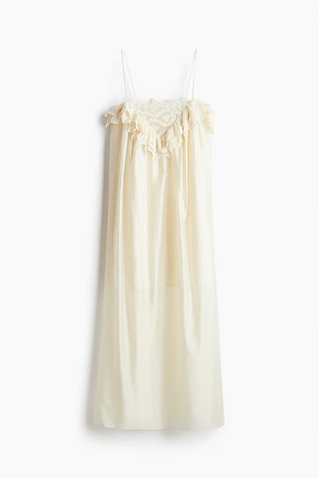 Lace-trimmed slip dress (44,99€)