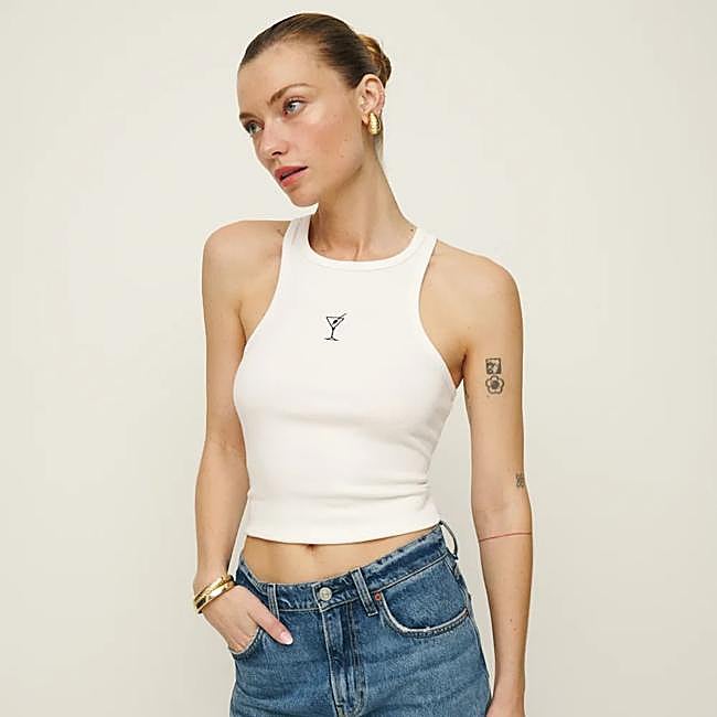 Top corto de Reformation, 58 euros.