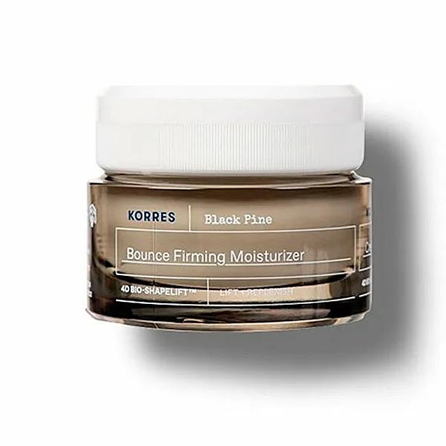 Black Pine Crema Hidratante Reafirmante de Korres.