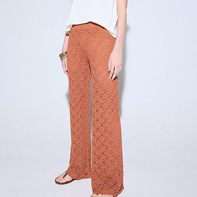 Pantalones de punto calados