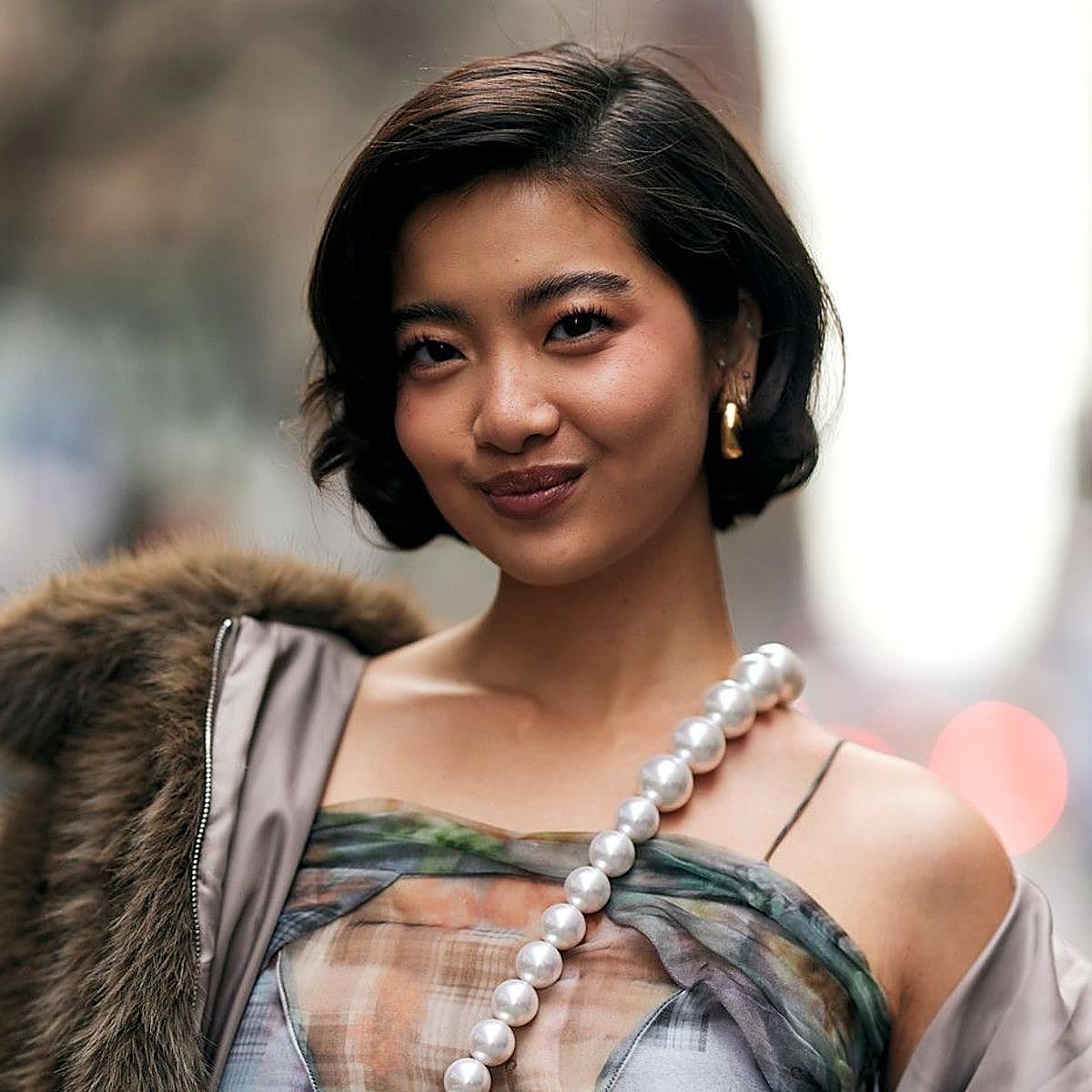 Influencer con piel turgente