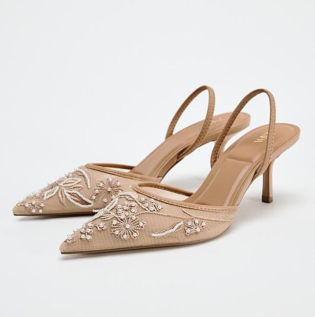 Zapatos destalonados de Zara (45,99 euros)