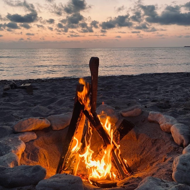 El fuego es consustancial a San Juan como elemento purificador.