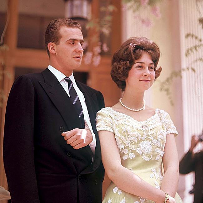 Doña Sofía y el rey Juan Carlos I, en una imagen de 1962.
