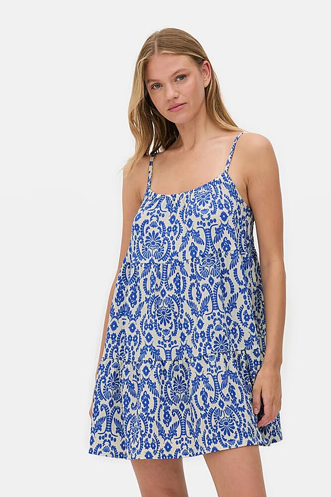 Vestido estampado de tirantes.