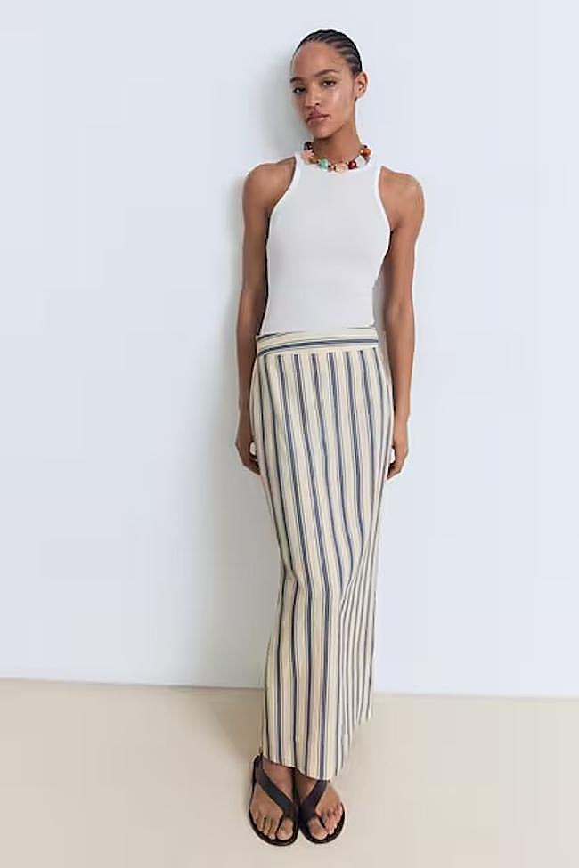 Falda de rayas de Mango (39,99 euros)