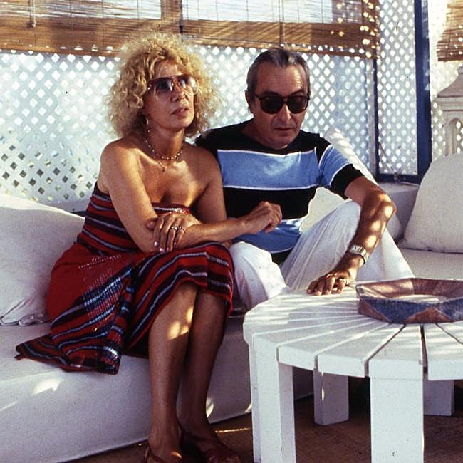 La duquesa de Alba con Jesús Aguirre en Las Cañas.