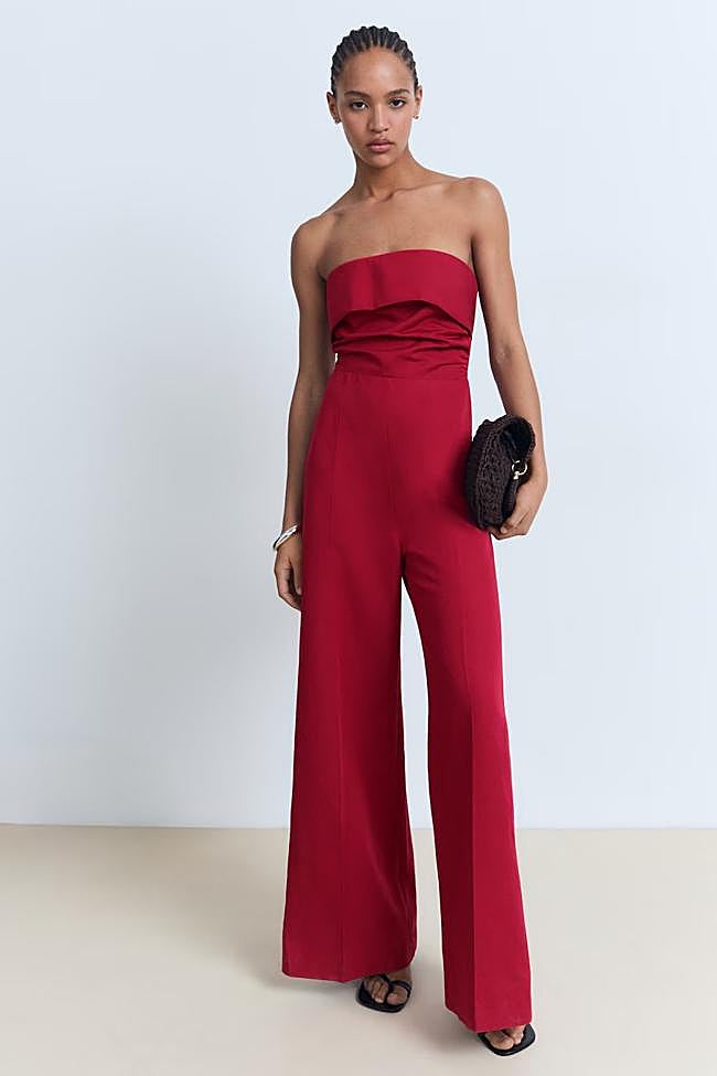 Mono rojo de Mango (59,99 euros)