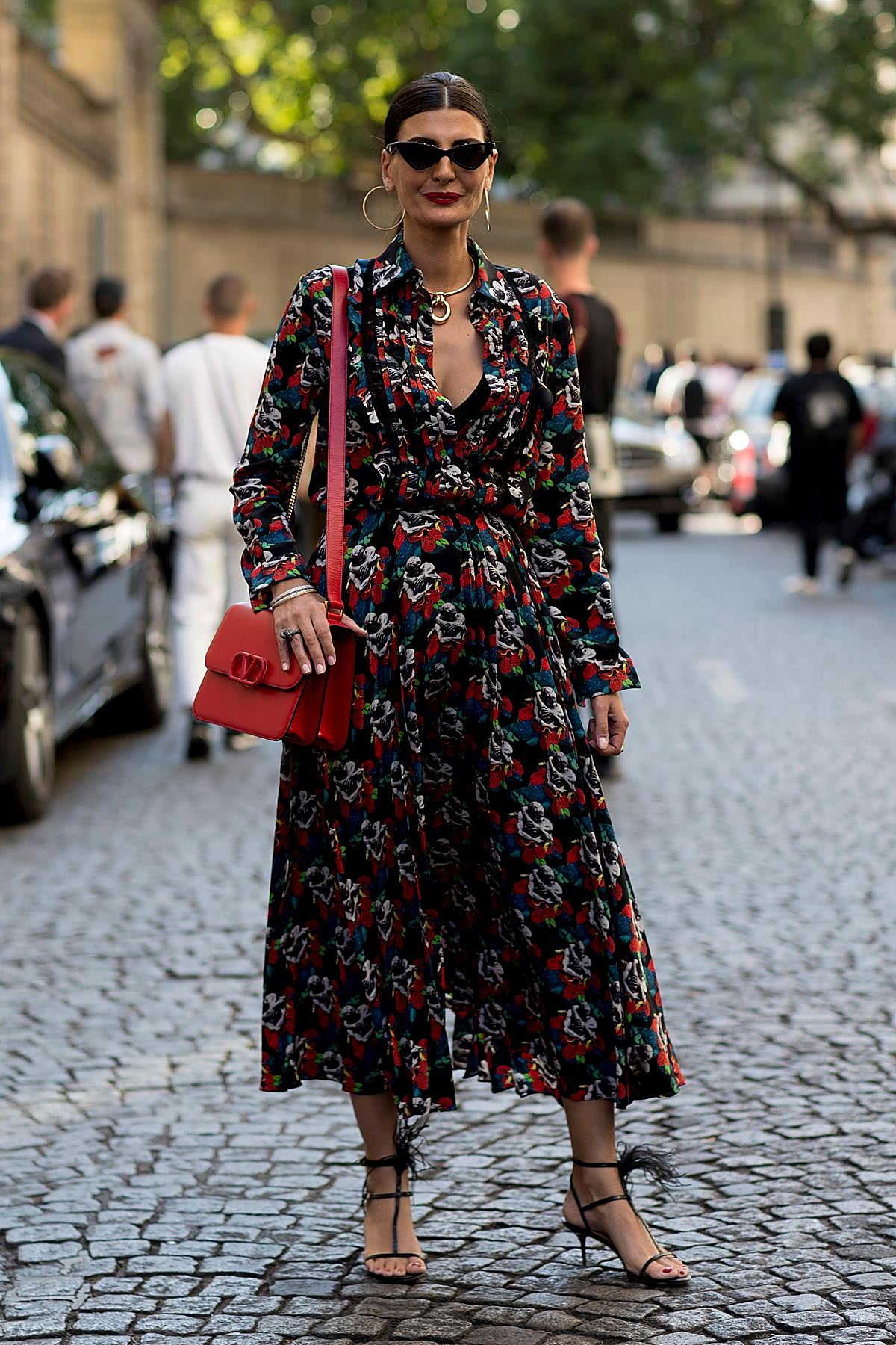 Influencer con vestido de verano