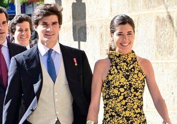 La historia de amor de Belén Corsini y Carlos Fitz-James: flechazo navideño, boda de lujo y su segundo hijo