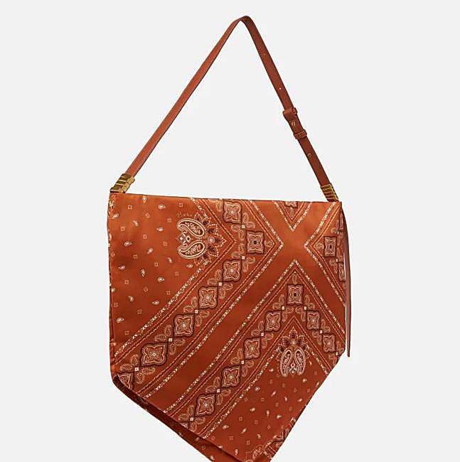 Bolso pañuelo de la firma Pinko