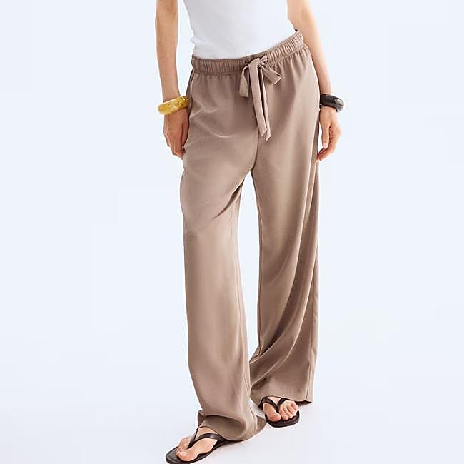 Pantalones anchos con cordones