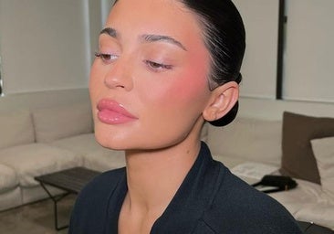 Necesitas estas mascarillas de labios hidratantes que rellenan los labios agrietados y resecos por el sol