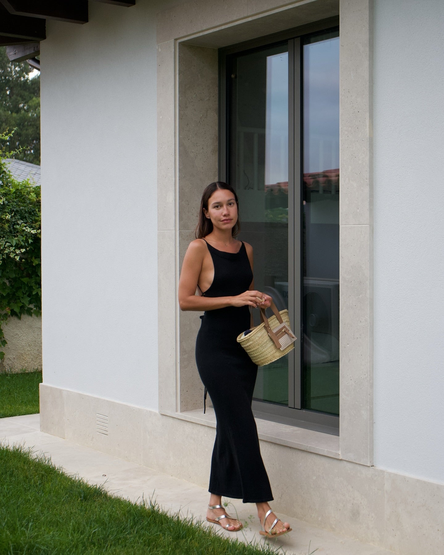 Melissa Villarreal con unas sandalias griegas.