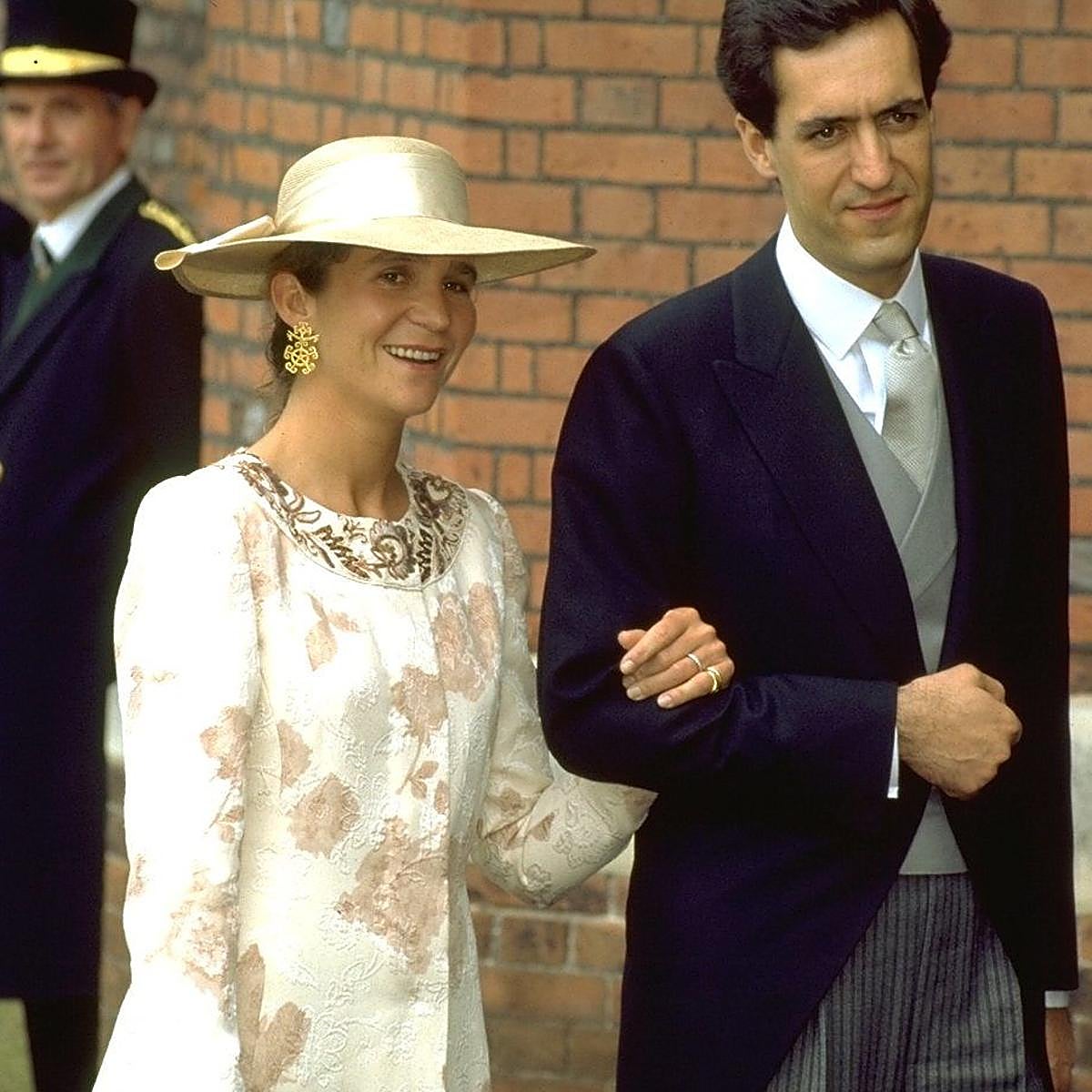 La Infanta Elena y Jaime de Marichalar en la boda de Marie-Chantal de Grecia.