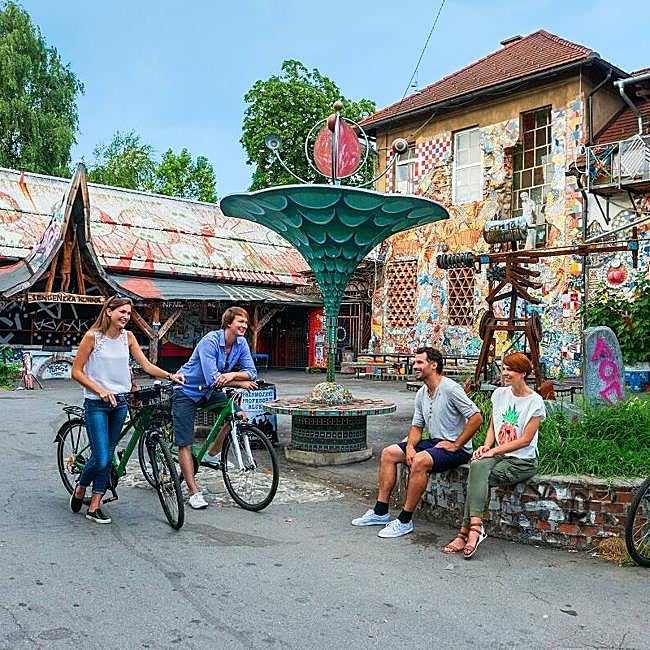 Barrio de Metelkova.
