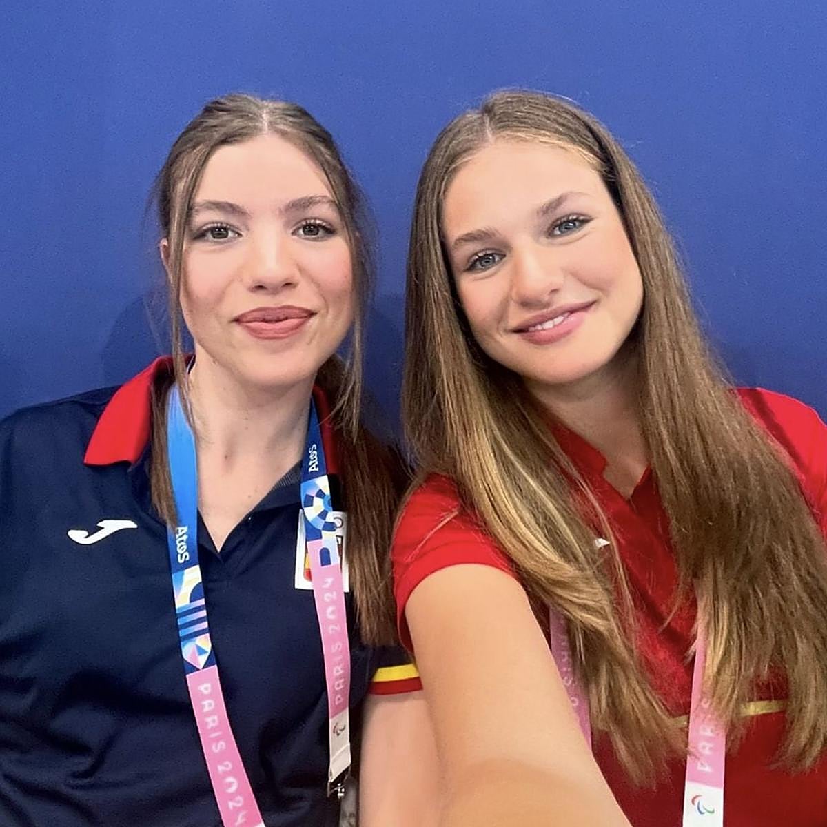 La infanta Sofía acudió a Gijón para recibir a Leonor, recién llegada a Asturias en el buque escuela Juan Sebastián Elcano.