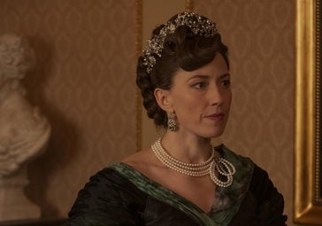 Carrie Coon como Bertha Russell en la serie de época de HBO Max, La edad dorada.