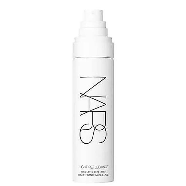 Light Reflecting Mist de NARS. Precio: 31,20 euros