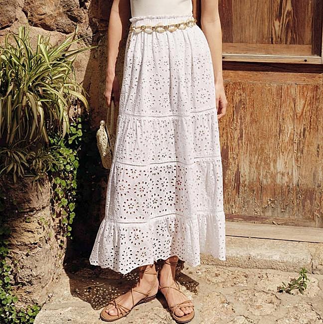 Falda larga con bordado inglés