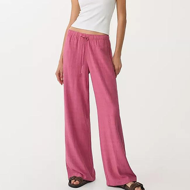 Pantalón de lino de Stradivarius, 19,99 euros.