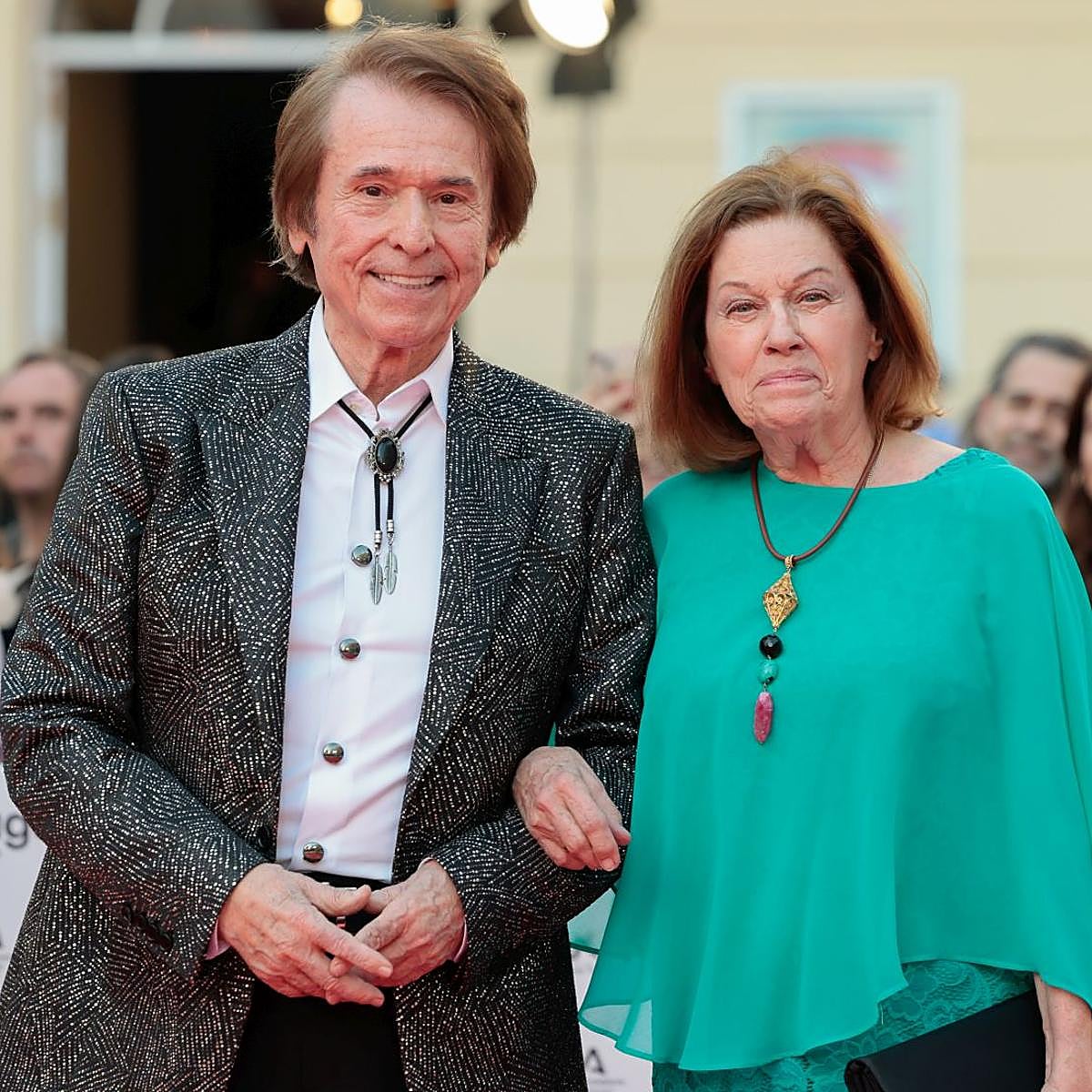 Raphael ha regresado a los escenarios tras su ingreso el año pasado.