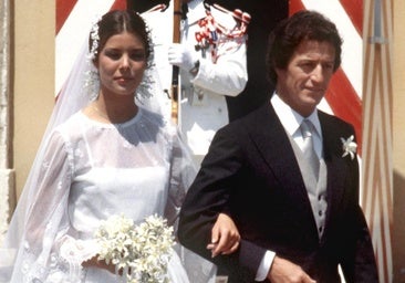 Así fue el baile prenupcial de Carolina de Mónaco y Philippe Junot: 500 invitados, diamantes y los reyes de la pista