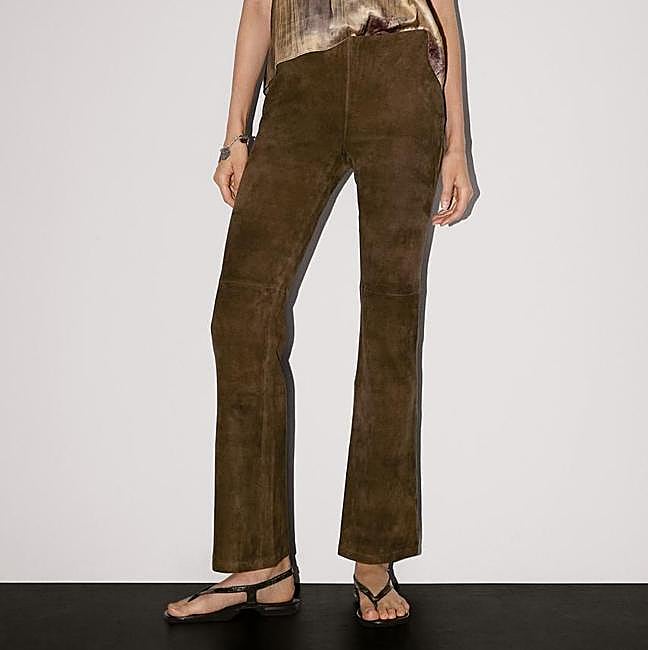 Pantalones de ante estilo flare