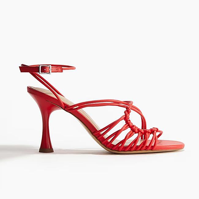 Sandalias de tacón de H&M (29,95 euros)