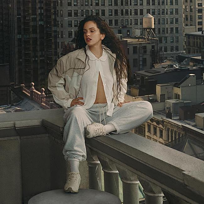 Rosalía, nueva embajadora mundial de New Balance.