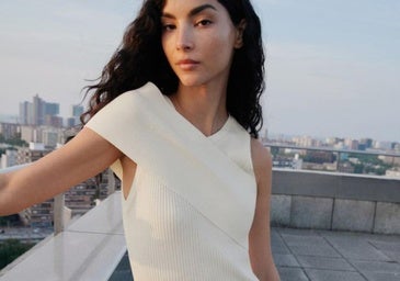 Las novedades de Mango de la semana: tops de verano y prendas sencillas para estar muy elegante