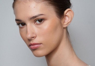 Cinco tónicos refrescantes que hidratan la piel: adiós a las imperfecciones y la deshidratación