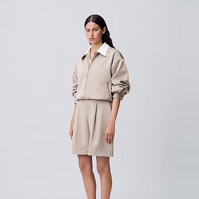 Bermudas satinadas de Claudie Pierlot, 195 euros.