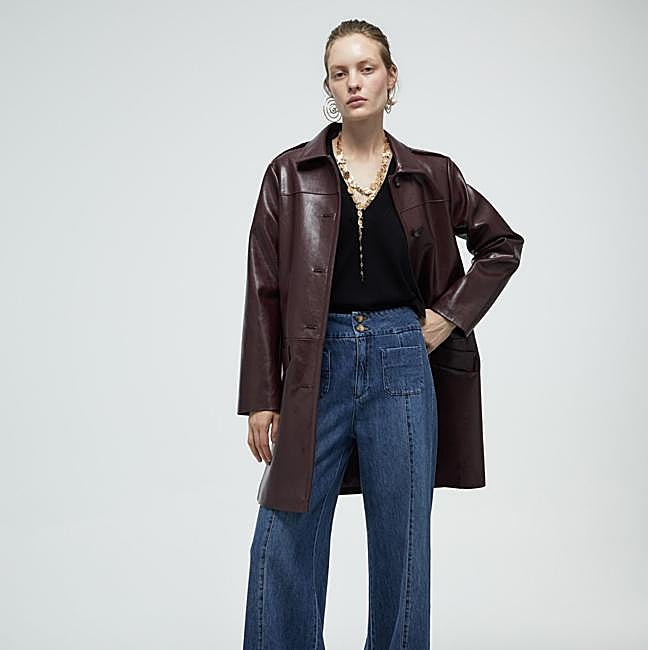 Chaqueta larga efecto piel burdeos