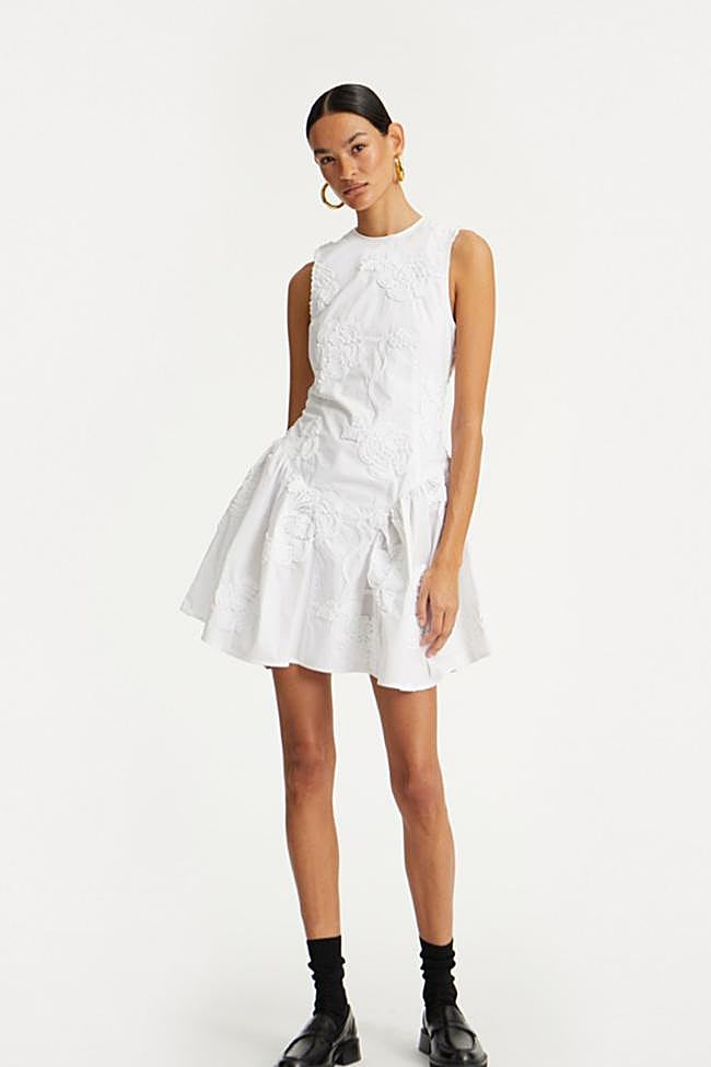 Vestido blanco mini de Rotate.