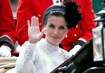 El día que la reina Letizia eclipsó a Kate Middleton y a todas las royals inglesas: marca andaluza y joyas de pasar