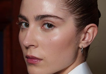 Lip oil: los labios de moda que nutren y aportan un brillo especial si no sueles usar maquillaje