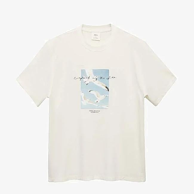 Camiseta gráfica minimal de Mango, 29,95 euros.
