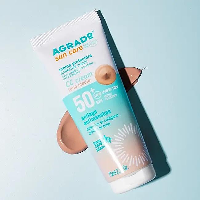 La crema protectora solar con color de Agrado.
