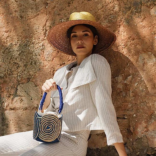 Bolso Yang espiral en azul de Zahati.