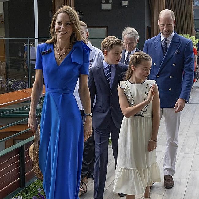 Kate Middleton y su familia, en su última aparición pública antes de las vacaciones, en Wimbledom.