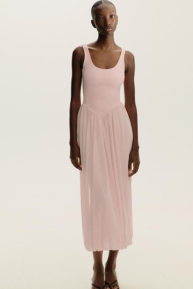 Vestido rosa de Zara