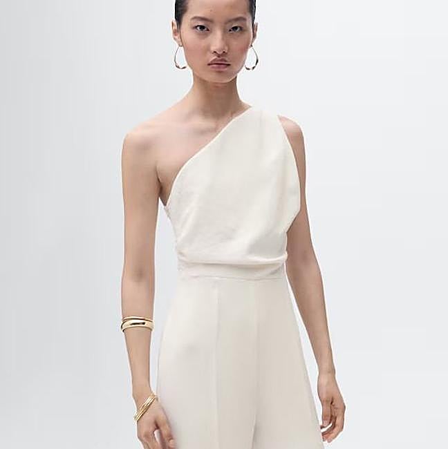 Mono largo con escote asimétrico