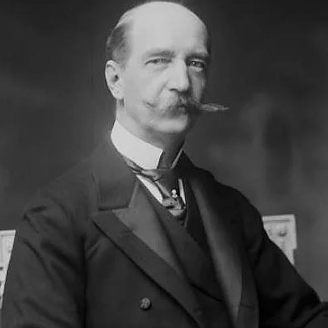 Jorge I murió asesinado de un disparo por la espalda.