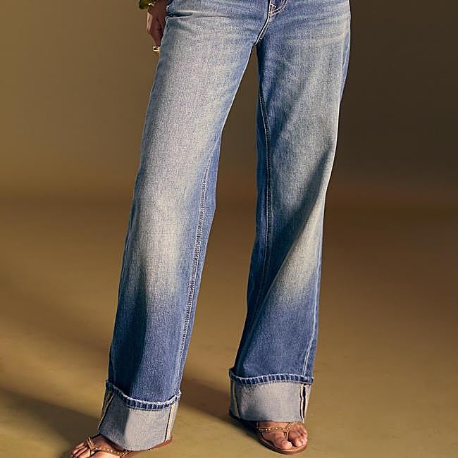 Vaqueros anchos con vuelta