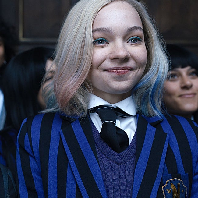 Emma Myers interpretará de nuevo a Enid Sinclair en la segunda temporada de la serie.