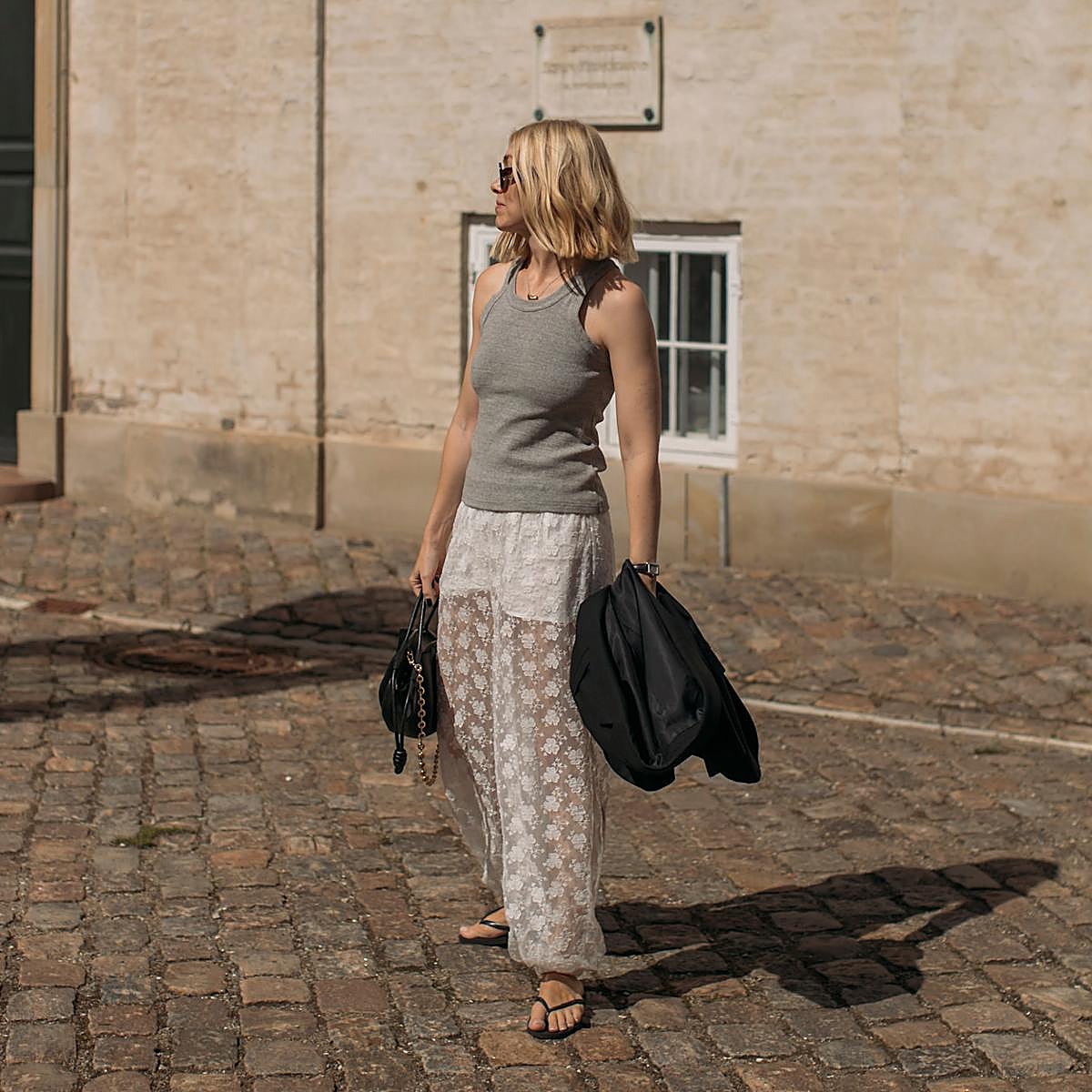 Cómo cuidar los pies en verano si sueles ir con sandalias.