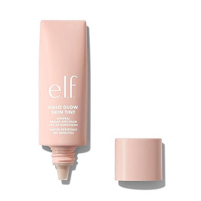 Halo Glow Skin Tint SPF 50 de Elf. Precio: 20 euros